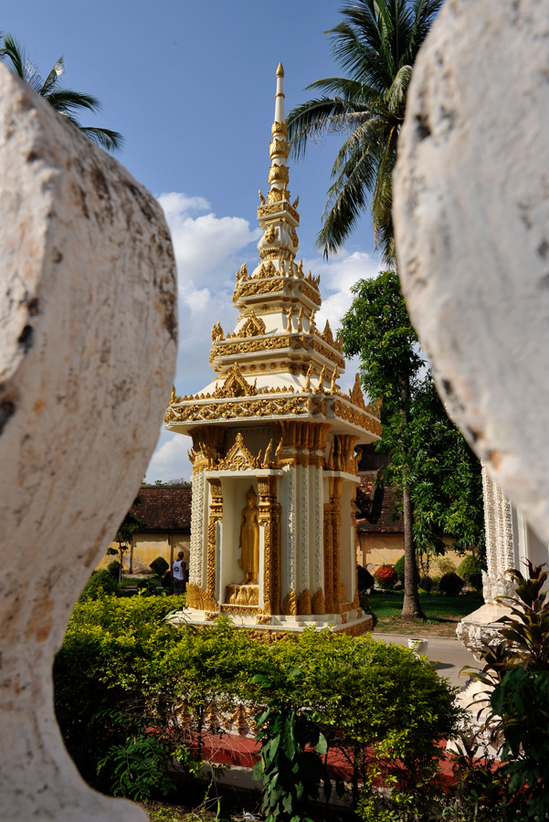 Vientiane [28 mm, 1/250 sec at f / 14, ISO 200]